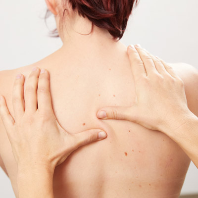 Manuelle Therapie bei Rücken- und Nackenschmerzen