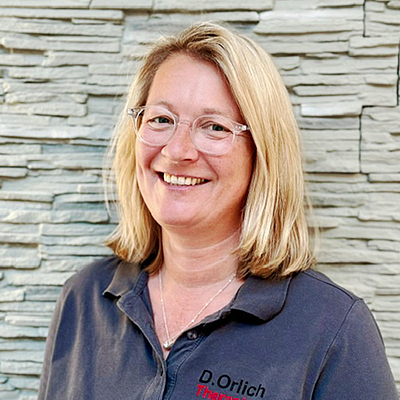 Dina Orlich, Inhaberin