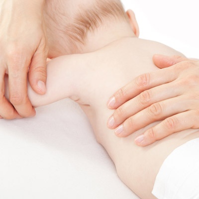 Vojta-Therapie bei Babys und Kindern